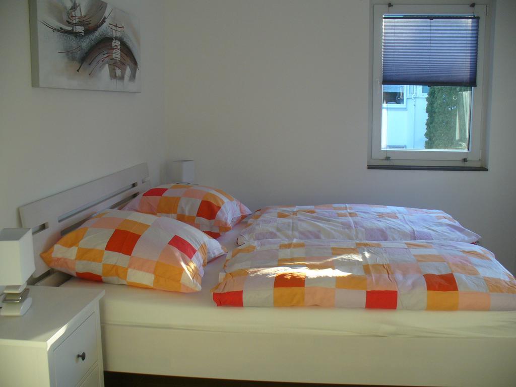 Ferienwohnung Rheinaue ケルン エクステリア 写真