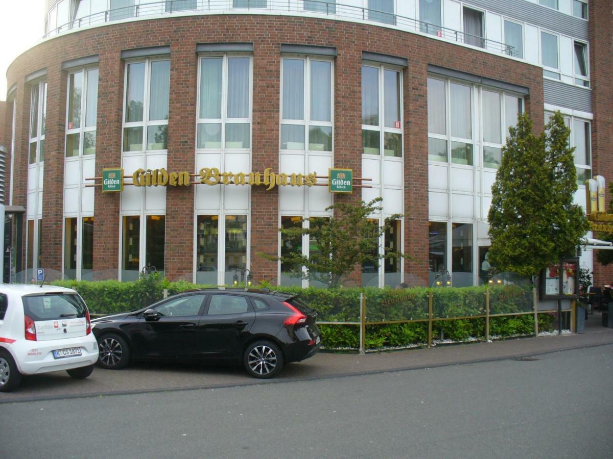 Ferienwohnung Rheinaue ケルン エクステリア 写真